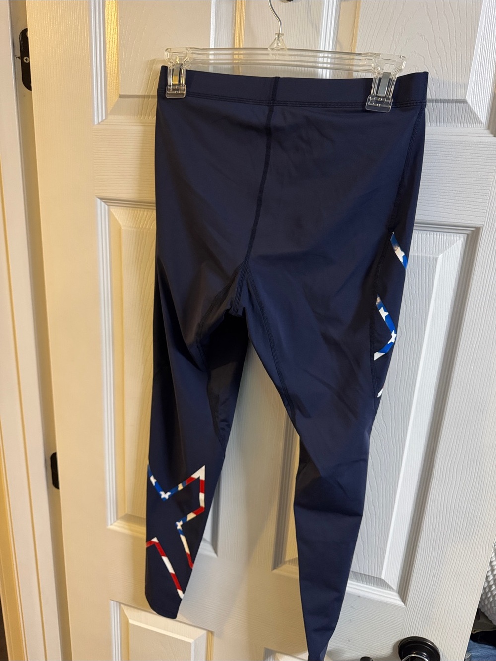 2XU Women's Core Navy USA Stars Stripes Compression Tights - Picture 3 of 6